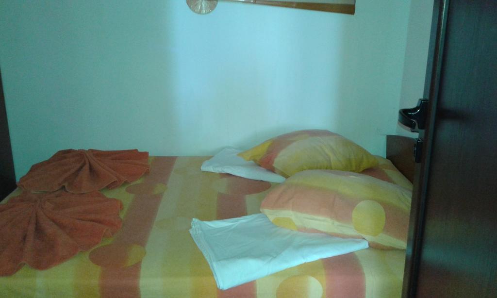 Zora Guest House Primorsko Room photo