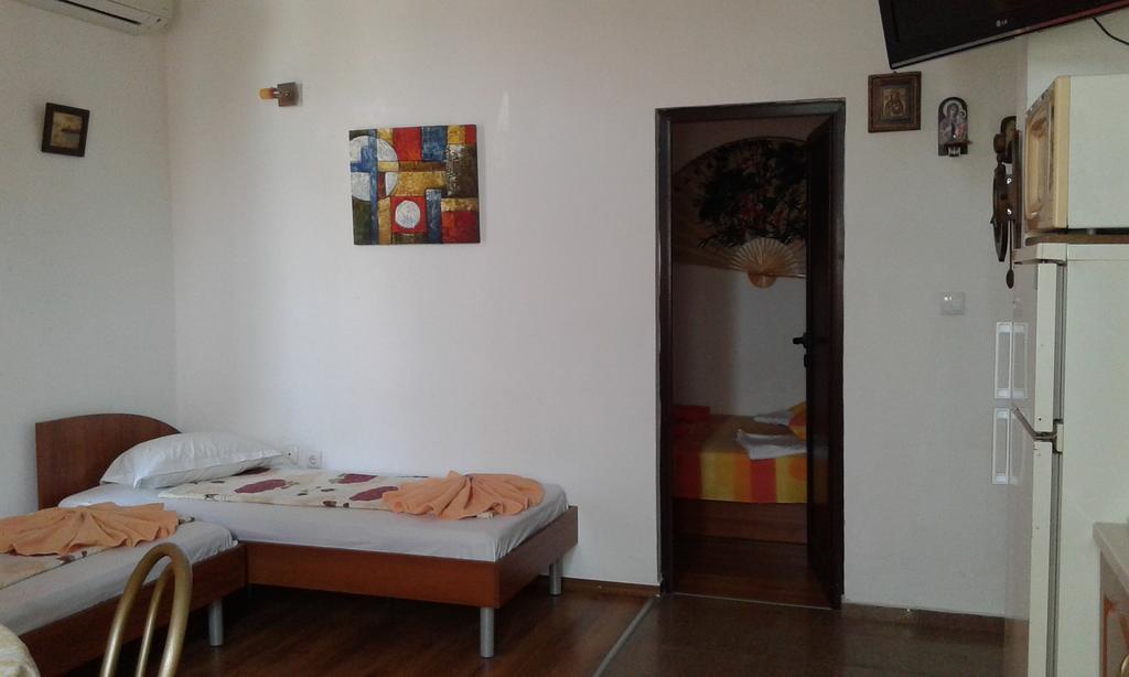 Zora Guest House Primorsko Room photo