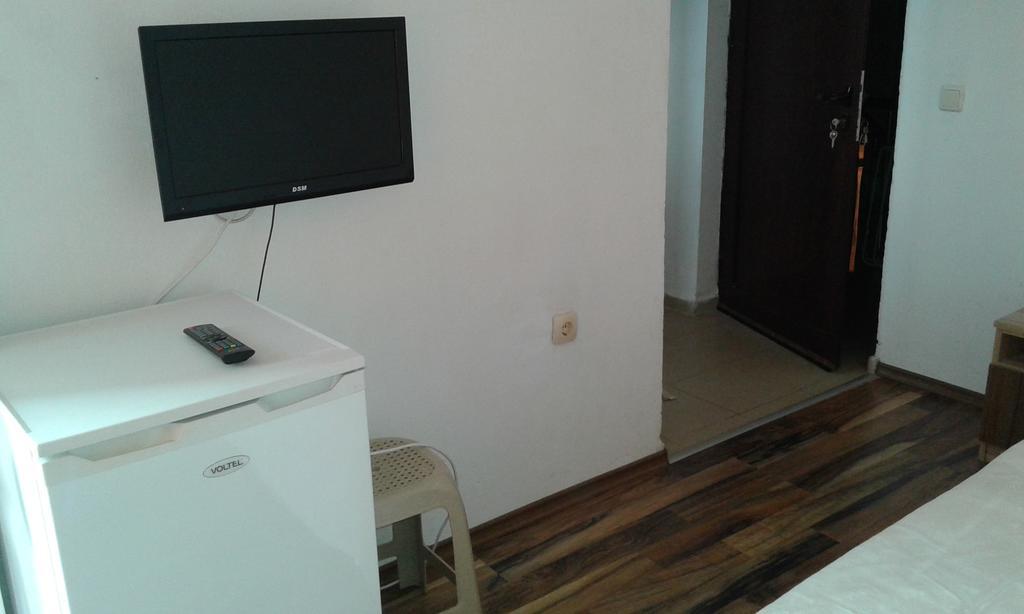 Zora Guest House Primorsko Room photo