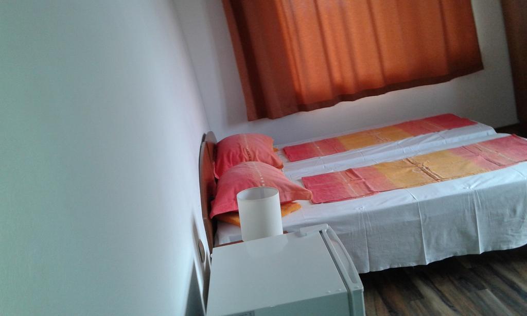 Zora Guest House Primorsko Room photo